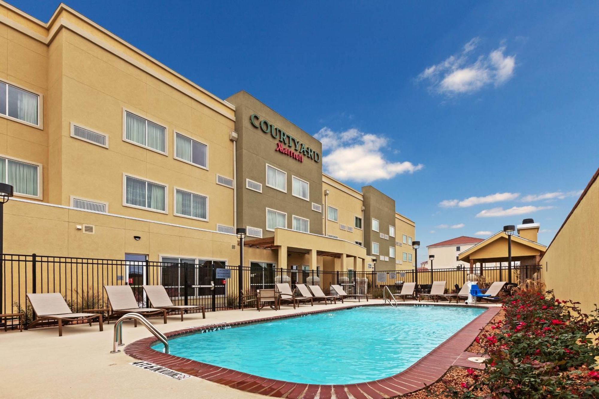 Hotel Courtyard By Marriott Odessa Exterior foto